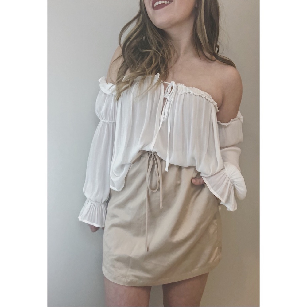 Gold Shimmer Midi-Skirt with Pockets